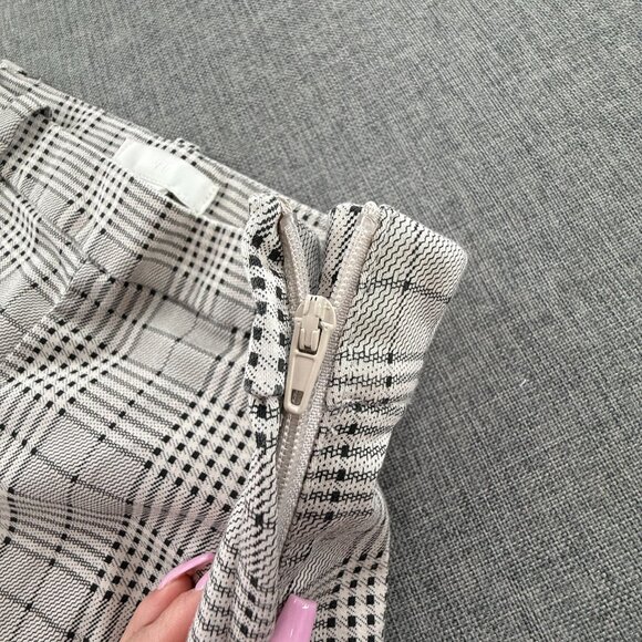 H&M Dressy Plaid Pants Work, School, Preppy Mid Rise Size 4 Cotton Blend - Picture 13 of 16
